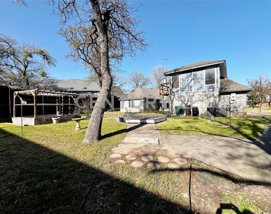 812 Newport Road - Photo Thumbnail 28