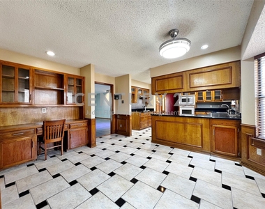 812 Newport Road - Photo Thumbnail 8