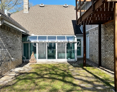 812 Newport Road - Photo Thumbnail 31