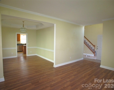 6532 Outer Bridge Lane - Photo Thumbnail 5