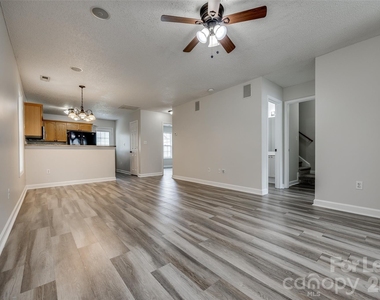 1316 Dan Drive - Photo Thumbnail 4