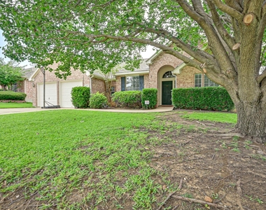 2017 Perry Drive - Photo Thumbnail 1