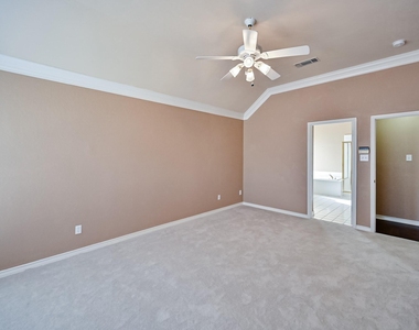 2017 Perry Drive - Photo Thumbnail 16