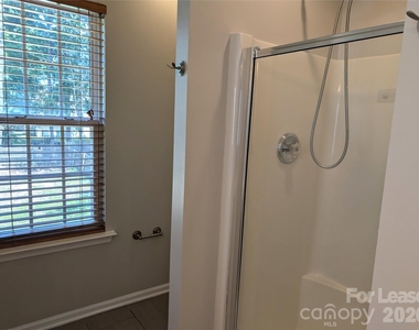 9935 Redbud Tree Court - Photo Thumbnail 14
