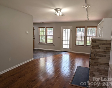 9935 Redbud Tree Court - Photo Thumbnail 7