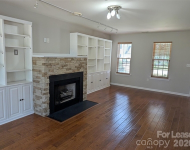 9935 Redbud Tree Court - Photo Thumbnail 9