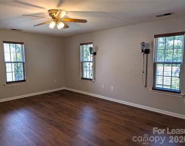 9935 Redbud Tree Court - Photo Thumbnail 20