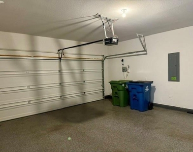 11312 Bullion Way - Photo Thumbnail 5