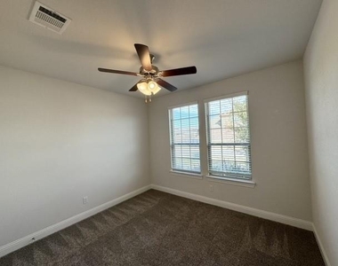 11312 Bullion Way - Photo Thumbnail 6
