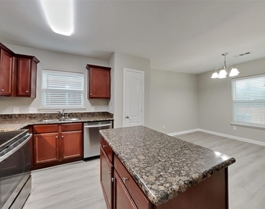 6237 Ryan Creek Road - Photo Thumbnail 4