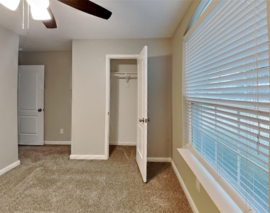 6237 Ryan Creek Road - Photo Thumbnail 11