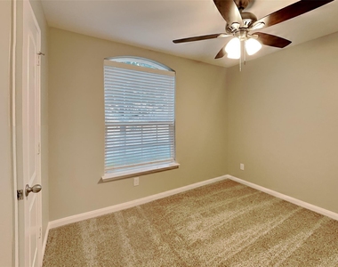 6237 Ryan Creek Road - Photo Thumbnail 10