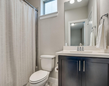 1074 Manacor Lane - Photo Thumbnail 7