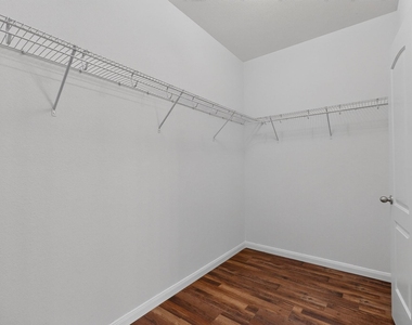 215 Magnolia Drive - Photo Thumbnail 30