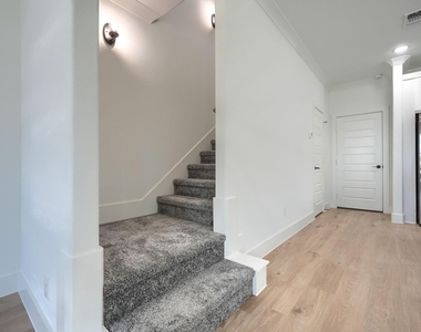 2633 Tanager Street - Photo Thumbnail 14
