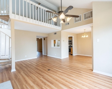 1518 Signal Ridge Place - Photo Thumbnail 2