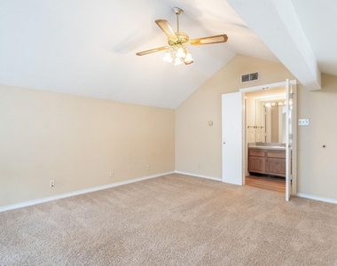1518 Signal Ridge Place - Photo Thumbnail 9