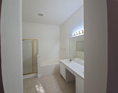 2424 Brycewood Lane - Photo Thumbnail 25