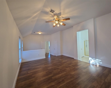 2424 Brycewood Lane - Photo Thumbnail 21
