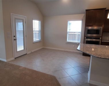 11516 Meadow Gale Ct - Photo Thumbnail 24
