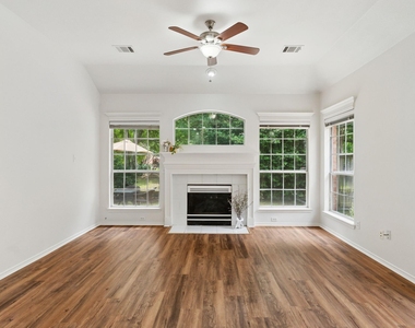 4816 Rockcreek Lane - Photo Thumbnail 13