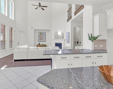 8730 Isaac Street - Photo Thumbnail 4