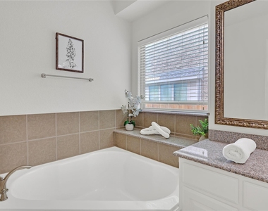8730 Isaac Street - Photo Thumbnail 14