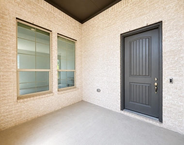 2808 Garrison Drive - Photo Thumbnail 1