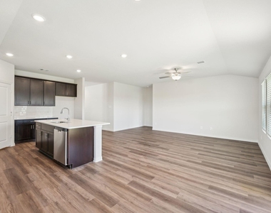 2203 Gustavus Drive - Photo Thumbnail 6