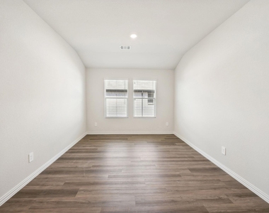 2203 Gustavus Drive - Photo Thumbnail 15