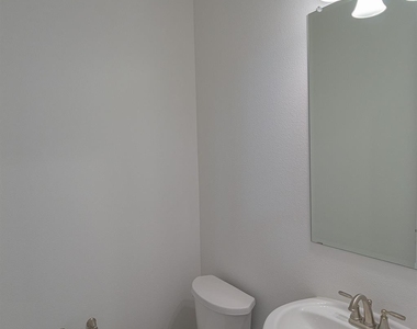 4924 Daybreak Drive - Photo Thumbnail 22