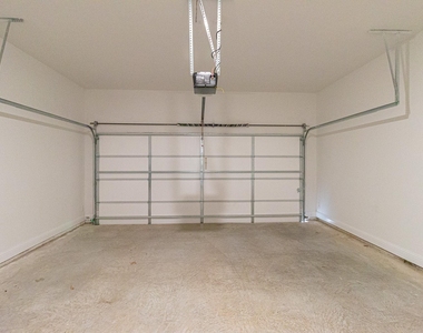 4924 Daybreak Drive - Photo Thumbnail 24