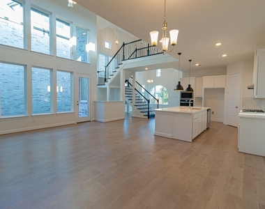 4924 Daybreak Drive - Photo Thumbnail 20