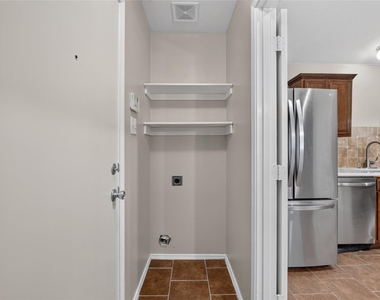 756 River Garden Drive - Photo Thumbnail 11