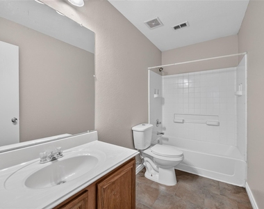 756 River Garden Drive - Photo Thumbnail 16