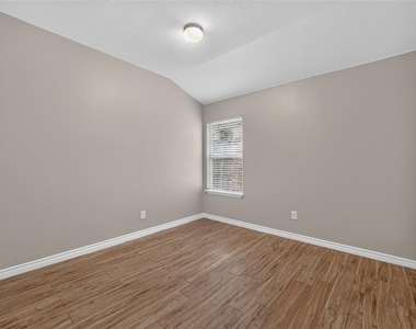 756 River Garden Drive - Photo Thumbnail 14