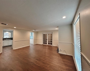713 Spring Street - Photo Thumbnail 2
