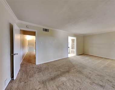 2907 Shelby Avenue - Photo Thumbnail 5