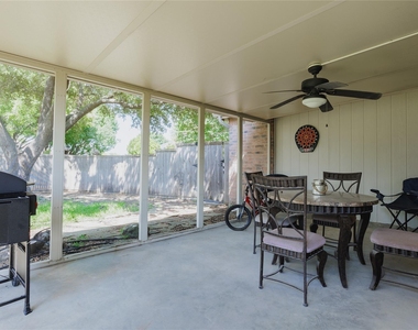 2918 Periwinkle Court - Photo Thumbnail 3