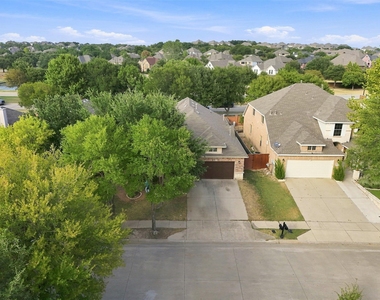 9413 Granger Lane - Photo Thumbnail 3
