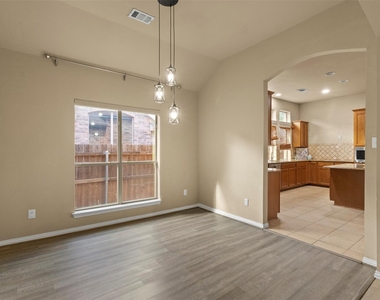 9413 Granger Lane - Photo Thumbnail 23