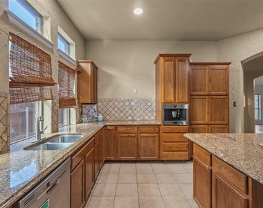 9413 Granger Lane - Photo Thumbnail 14