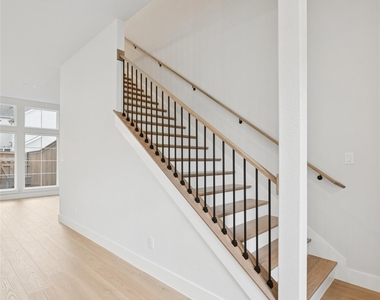 4345 Corn Husk Drive - Photo Thumbnail 4