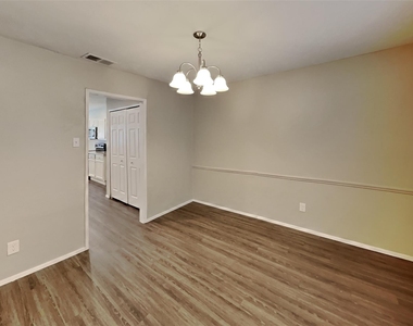 1205 Harvest Glen Drive - Photo Thumbnail 7