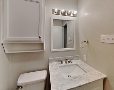 1205 Harvest Glen Drive - Photo Thumbnail 12