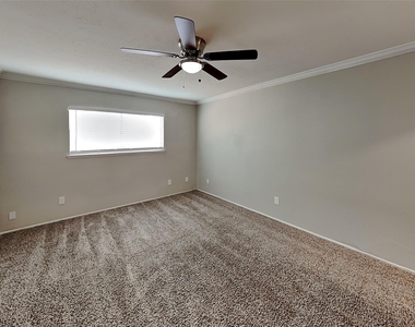 1205 Harvest Glen Drive - Photo Thumbnail 9