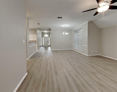 2988 Thames Trail - Photo Thumbnail 1