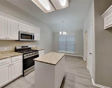 2988 Thames Trail - Photo Thumbnail 4