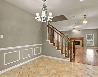 9424 Snowberry Drive - Photo Thumbnail 14
