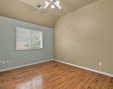 9424 Snowberry Drive - Photo Thumbnail 26